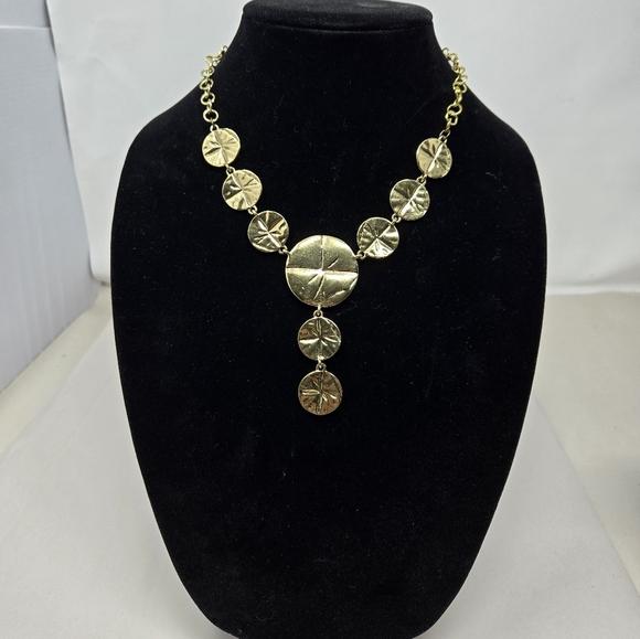 Sand Dollar Gold Tone Womens Necklace Dangle Adjustable Bold-Beautiful Versatile - Picture 2 of 9